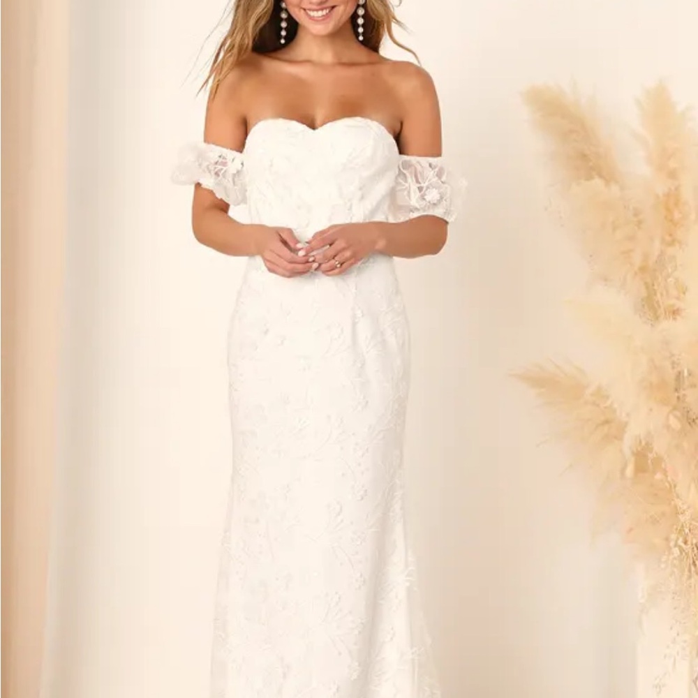 Lulu's Magical Beginnings White 3D Floral Embroidered Bridal Gown
